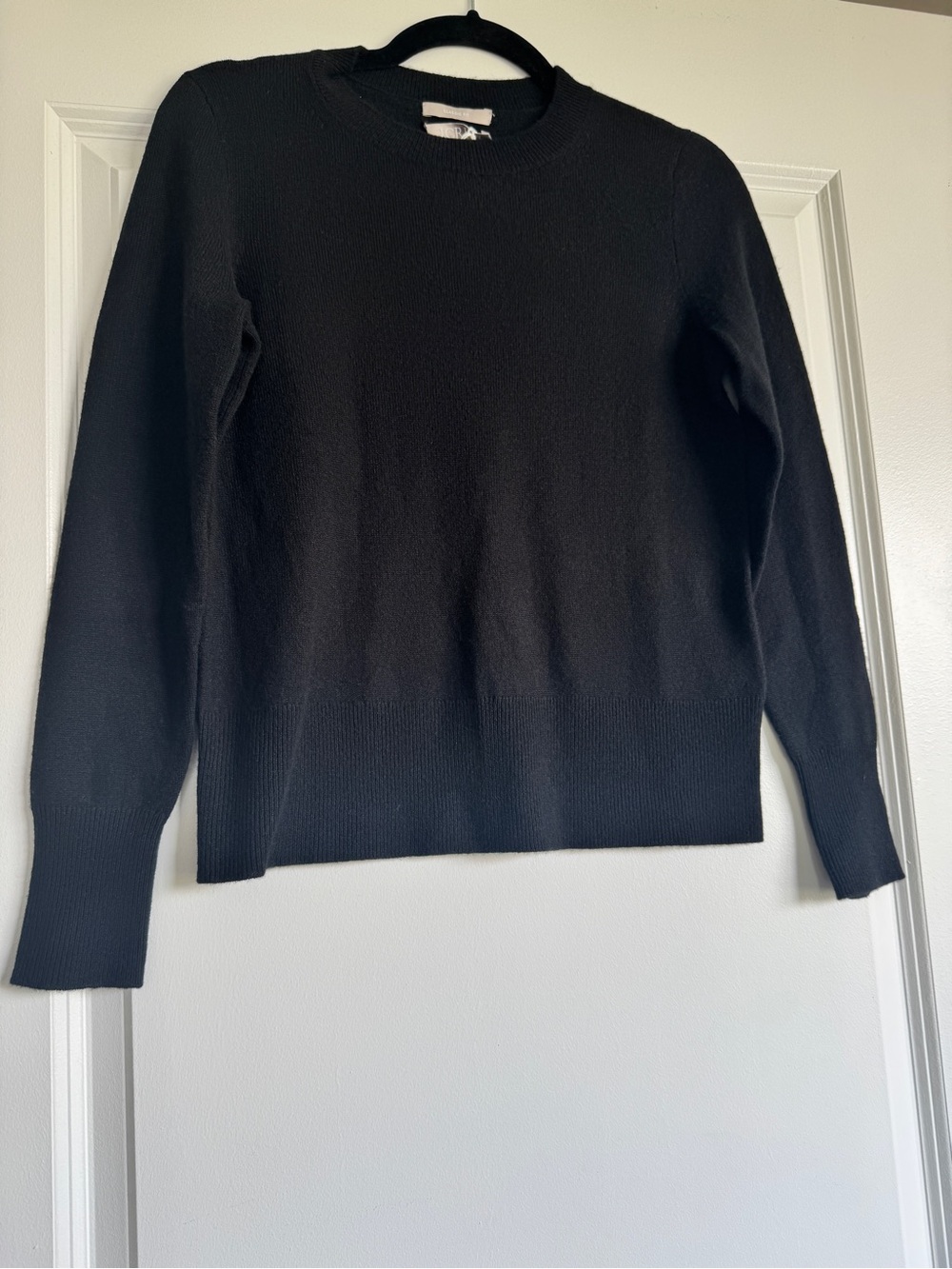 NWT! J. CREW Women’s Cashmere classic-fit crewneck sweater in black size XXS